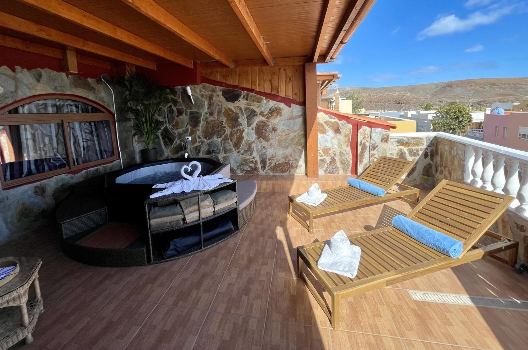 Chabela'S Seaview Penthouse & Spa La Lajita Exterior photo